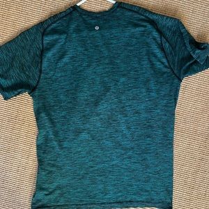 Men’s Lululemon metal vent tech short sleeve shirt